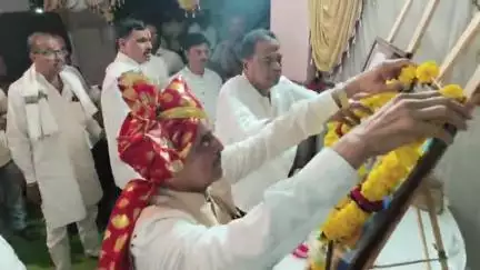अंबड: अंबड शहरातील स्वामी समर्थ मंदिरातील हॉल येथे भारतीय जनता पार्टीच्या वतीने उद्योजक व व्यावसायिक सभा संपन्न