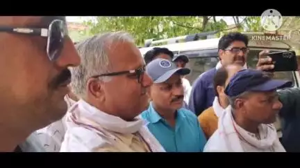 पथरिया: वित्तीय समस्याओं से परेशान विकासखंड पथरिया शिक्षक संघ ने सौंपा ज्ञापन