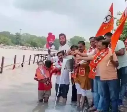 देवभूमि उत्तराखंड प्रदेश प्रमुख देवेंद्र प्रजापति के नेतृत्व में बड़ी धूमधाम से बनाया गया शिवसेना का 59 व स्थापना दिवस