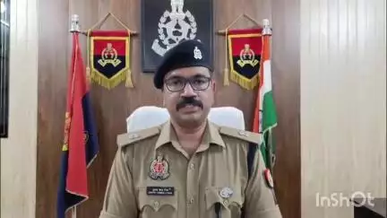 नवाबगंज: हाफिजगंज थाना क्षेत्र के ग्राम औरंगाबाद में एक दलित किशोरी को ले गया युवक, शिकायत करने पर जाति सूचक शब्द कहकर की मारपीट