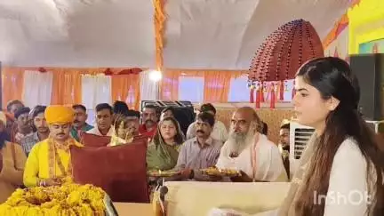 मेहगांव के भूमियाँ धाम पर चल रही राम कथा में शामिल हुए भिंड कलेक्टर