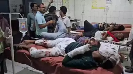 हमीरपुर: कुण्डौरा नरायनपुर के मध्य ट्रक ने बाइक सवारों को रौंदा, एक की मौत और दो घायल