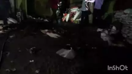 बदरवास: बारई रोड पर किराना दुकान में रात 11 बजे लगी आग, समय रहते बुझाई गई, ₹15 हजार का नुकसान
