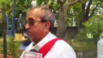 বোলপুর-শ্রীনিকেতন: দ্বিতীয়বারের নোটিশ এড়িয়ে গেলেন অনুব্রত, SDPO অফিসে এলেন অনুব্রতর আইনজীবী ও তার ঘনিষ্ঠ তৃণমূল নেতা দেবব্রত সরকার