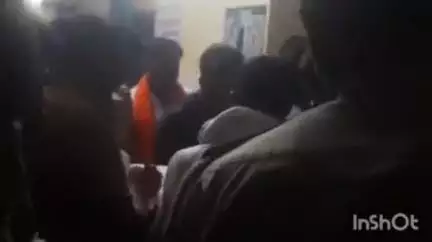 नानपारा: जमुनहा गांव में शटडाउन के बाद करंट से फ्यूज की मरम्मत कर रहे संविदा कर्मचारी की हुई मौत