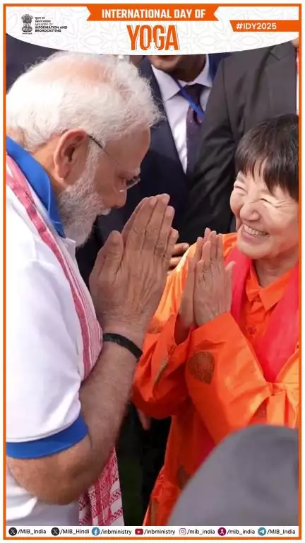 Yoga unites within, and beyond — connecting hearts across the globe.