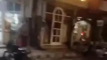 अम्बाला: अंबाला में प्रशासन के आदेश पर ब्लैकआउट, पुलिस की गाड़ियां इधर-उधर भागती दिखीं
