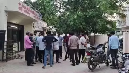 માળીયા હાટીના: માળીયા હાટીના તાલુકાના ચુલડીથી પાતળા વચ્ચે માર્ગ પર અકસ્માત