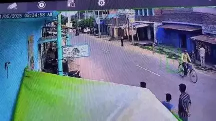 पूरनपुर के माधो टांडा में मॉब लिंचिंग 

गोकशी के नाम पर पुरनपुर के माधो टांडा में मॉब लिंचिंग की गयी जिश्कि वीडियो वायरल
