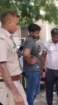 अलवर: कोतवाली थाना इलाके में गंगा मंदिर के पास एक युवक ने फांसी लगाकर किया सुसाइड, पुलिस मामले की जांच में जुटी