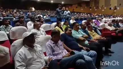 હિંમતનગર: સાબરકાંઠા ક્ષત્રિય સમાજ ધ્વારા તેજસ્વી તારલાઓનો સન્માન સમારંભ અને કારકિર્દી સેમીનાર યોજાયો