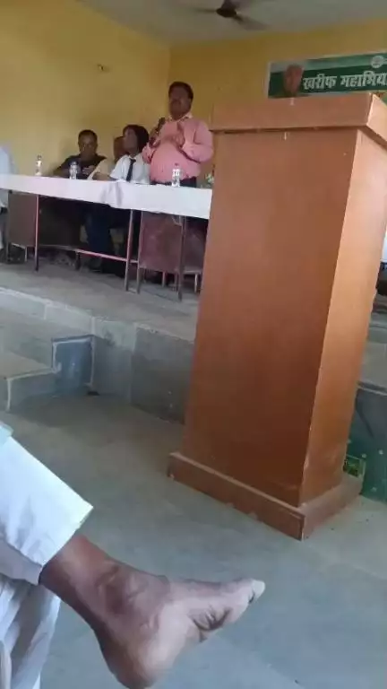 विकसित कृषि संकल्प अभियान का आयोजन में किसानो के बीच कृषि वैज्ञानिक एवं कृषि पदाधिकारियो का वार्तालाप .krishi@bih, atma