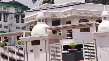 ഒറ്റപ്പാലം: ഈസ്റ്റ് ഒറ്റപ്പാലം ജുമാ മസ്ജിദിൽ വൻ മോഷണം, ആറു ലക്ഷത്തോളം രൂപ നഷ്ടമായി