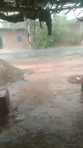 Hamare Gram Panchayat Mein barish ho rahi hai
