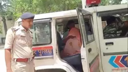अरेराज: पहाड़पुर डायल 112 पुलिस टीम ने घायल महिला को 9 मिनट में पहुंचाया अस्पताल