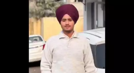 ਬਟਾਲਾ: ਫਤਿਹਗੜ੍ਹ ਚੂੜੀਆਂ ਵਿੱਚ ਬੀਤੀ ਰਾਤ ਬੁਲਟ ਮੋਟਰਸਾਈਕਲ ਅਤੇ ਥਾਰ ਗੱਡੀ ਵਿਚਕਾਰ ਹੋਈ ਟੱਕਰ ਮੋਟਰਸਾਈਕਲ ਸਵਾਰ ਨੌਜਵਾਨ ਦੀ ਮੌਤ