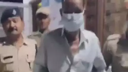 टिहरी: थाना छाम की पुलिस ने बेलगांव से 5 लीटर अवैध कच्ची शराब के साथ एक अभियुक्त को किया गिरफ्तार