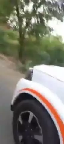 शाहजहांपुर: शाहजहांपुर में ओवरलोड ट्रक रोकने पर पीटीओ पर सरिया लेकर दौड़ा ड्राइवर, वीडियो तेजी से हुआ वायरल