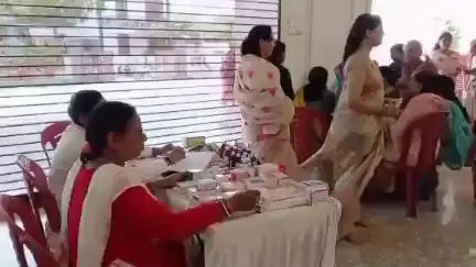 शाहपुरा: संगम कॉलोनी के दिगंबर जैन मंदिर में स्वास्थ्य शिविर का हुआ आयोजन, स्थानीय नागरिकों ने बढ़-चढ़कर कराई जांच