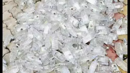 नबीनगर: शंकरपुर रोड किनारे से लावारिश अवस्था में पड़ा महुआ देशी टनाका शराब बरामद