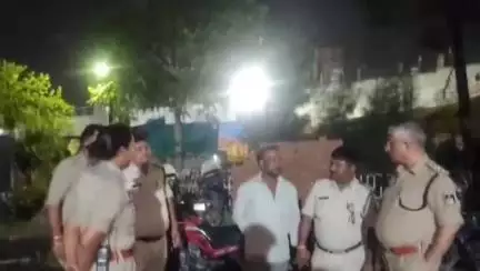 जबलपुर: बढ़ते अपराधों की रोकथाम के लिए पुलिस अधीक्षक जबलपुर सम्पत उपाध्याय ने कराई कांबिंग गस्त