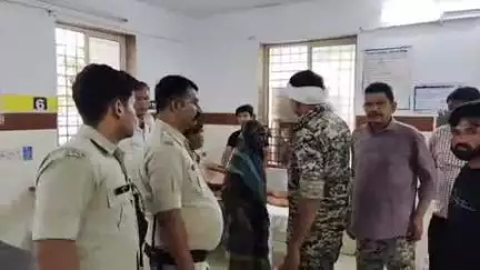 भिंड नगर: भिण्ड के सुभाष नगर में प्रेम प्रसंग के चलते युवकों ने पिता के साथ की मारपीट, मौके पर पहुंची कोतवाली पुलिस