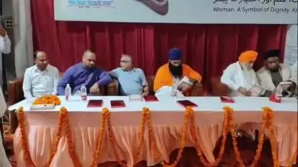 नौगावां सादात: नौगांवा में अल्पसंख्यक आयोग के राष्ट्रीय अध्यक्ष का हुआ स्वागत, सरकार की योजनाओं के बारे में दी गई जानकारी