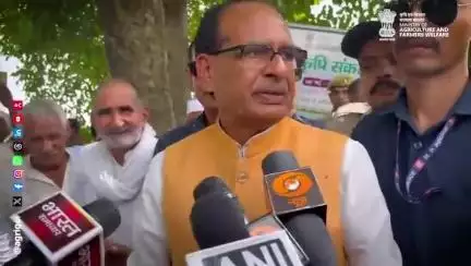 मेरठ में किसानों से मिले माननीय केंद्रीय कृषि मंत्री श्री शिवराज सिंह चौहान, किया सीधा संवाद। #ViksitKrishiAbhiyan