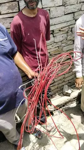 जयपुर: सुकेत कस्बे में 700 घरों में अवैध कनेक्शन से ₹500 प्रति घर प्रति माह वसूल रहे थे राशि