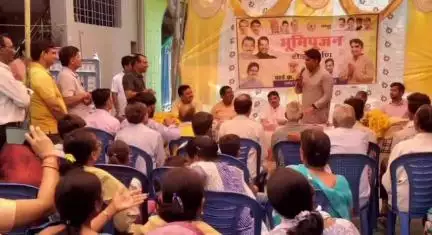 सीहोर नगर: चांडक पुरी के वार्ड-9 में सड़क निर्माण कार्य को लेकर भूमि पूजन कार्यक्रम हुआ आयोजित, नगर पालिका अध्यक्ष रहे मौजूद