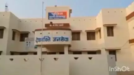 किरनापुर: ग्राम भालवा खपराझरी रोड़ पर आपसी विवाद में 18 लोगों ने युवक से मारपीट की, जान से मारने की धमकी, मामला दर्ज