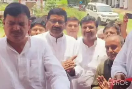 बौंसी: सीएम कॉलेज में एमएलसी ने परीक्षा भवन और जिम का किया उद्घाटन