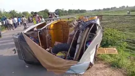 సిర్పూర్ టి: ఆడేపల్లి గ్రామ సమీపంలో బొలోరో -ఆటో ఢీ, ఒకరికి తీవ్ర గాయాలు ఆసుపత్రికి తరలించిన స్థానికులు