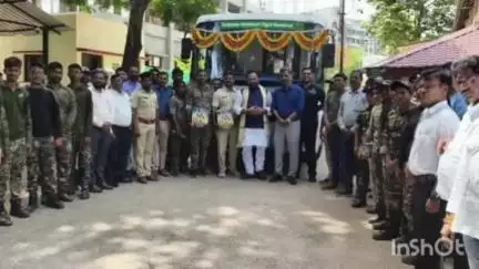चंद्रपूर: चंद्रपूरकरांसाठी आनंदाची बातमी,
चंद्रपूर ते ताडोबा आजपासून क्रुझर सेवा चालू, आमदार जोरगेवार यांनी फीत कापून केली उद्घाटन