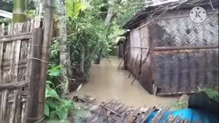তেলিয়ামুড়া: বৃষ্টির জেরে জলমগ্ন এলাকা, কালীবাড়িতে শরণার্থী শিবিরে আশ্রয় নিল 10টি পরিবার #jansamasya
