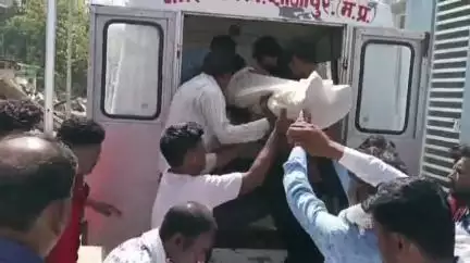शाजापुर: पीलिया खाल के पास सड़क हादसे में एक व्यक्ति की मौत, पोस्टमार्टम के बाद शव परिजनों को सौंपा