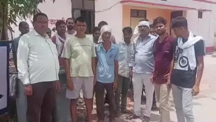 राठ: पठानपुरा इलाके में संदिग्ध परिस्थितियों में 27 वर्षीय युवक की मौत, परिजनों ने जताई जहर खिलाकर हत्या की आशंका