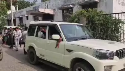 सिवान: सिवान के बसंतपुर बाजार में अनियंत्रित ट्रक ने एक महिला को कुचला, घटनास्थल पर ही मौत