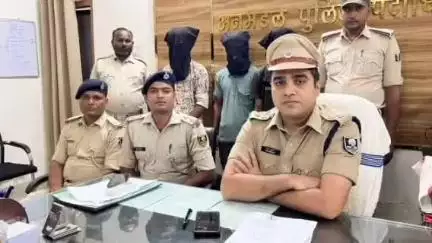 डुमरा: सीतामढ़ी पुलिस ने मोटरसाइकिल चोर गिरोह का भंडाफोड़ किया, 9 मोटरसाइकिल के साथ तीन गिरफ्तार