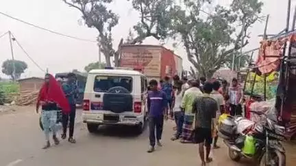धोरैया: गौरा चौक के पास दो ट्रैक्टरों की टक्कर में एक चालक की मौत, परिजनों में मातम