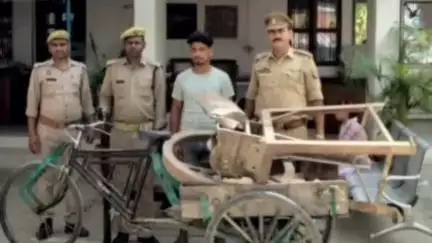 नवाबगंज: जैदपुर थाना क्षेत्र से पुलिस ने 1 वांछित अभियुक्त/चोर को किया गिरफ्तार, कब्जे से एक चारा काटने वाली मशीन बरामद
