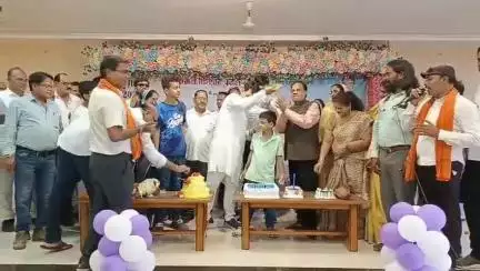 सक्ती जिला पंचायत उपाध्यक्ष कमल किशोर पटेल के जन्मदिन पर डभरा में विभिन्न कार्यक्रमों का आयोजन किया गया