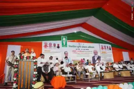 सीधे संवाद से किसान और वैज्ञानिकों के बीच बढ़ेगा सहयोग, खेती होगी और समृद्ध।
#ViksitKrishi #Agriculture #AgriGoI