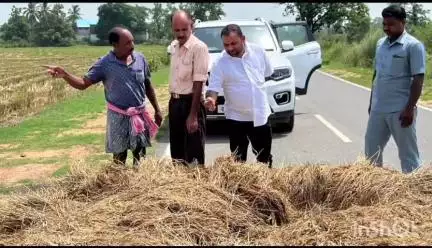 ରେଙ୍ଗାଲି: ରେଙ୍ଗାଲି ନିର୍ବାଚନ ମଣ୍ଡଳୀ ଅନ୍ତର୍ଗତ କରଡୋଳା ପଂଚାୟତ ଚାରପାଲି ଗ୍ରାମ ର ଧାନ ଖଳା ପରିଦର୍ଶନ କଲେ ବିଧାୟକ ସୁଦର୍ଶନ ହରିପାଲ