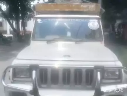 छौड़ाही: सरकारी गाड़ी पर राशन लोड कर जनसुरज का लोगो लगाकर घूम रहे जनप्रतिनिधि, वीडियो किया सार्वजनिक