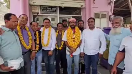 चित्तौड़गढ़: शहर के देहली गेट पर हेरिटेज मंडल अध्यक्ष व वरिष्ठ कांग्रेस कार्यकर्ताओं का हुआ सम्मान