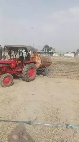 Malanpur nagar parishad ke pani ke tanker dale jare companiyo or public ho rahi pani ke liye paresan