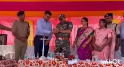 चांदवा: बेतर गांव में पलामू डीआईजी, उपायुक्त और एसपी ने संयुक्त रूप से पुलिस ओपी का उद्घाटन किया