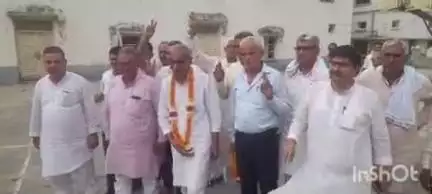 बड़ौत: जनता वैदिक इंटर कॉलेज प्रबंध समिति चुनाव में वीरेंद्र सिंह छठी बार बने अध्यक्ष, 3393 मतों से एक तरफा जीत दर्ज की
