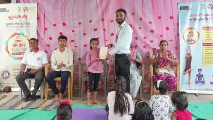 ડેડીયાપાડા: મેદસ્વિતા મુક્ત ગુજરાત અંતર્ગત સમર યોગ અને સંસ્કાર શિબિરનું દેડિયાપાડા ખાતે સફળ સમાપન અધિકારીઓ ઉપસ્થિત.